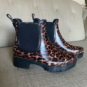 Women’s size 7 Jeffrey Campbell boots